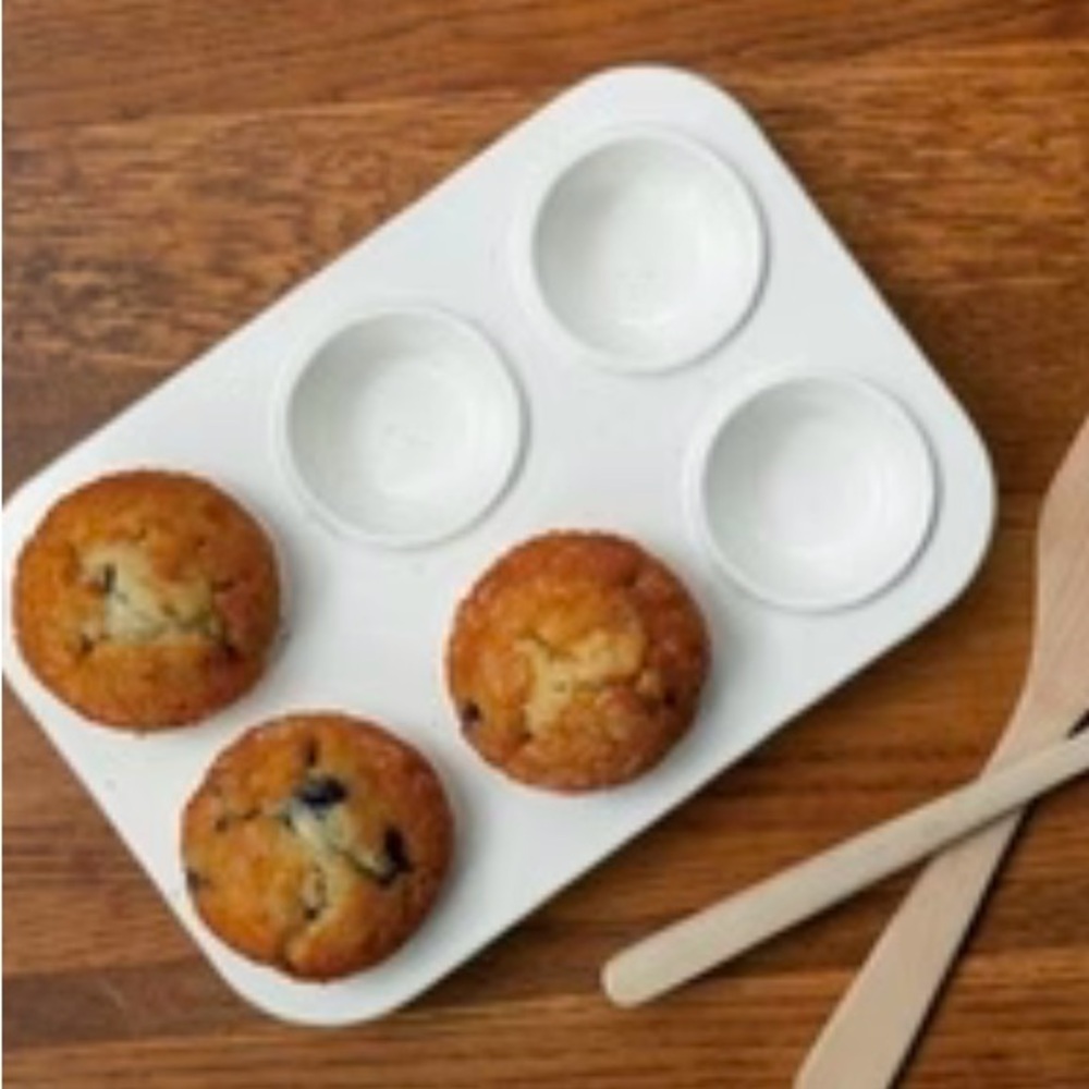 TRANSPAC NEW stoneware 6 cup muffin pan -white